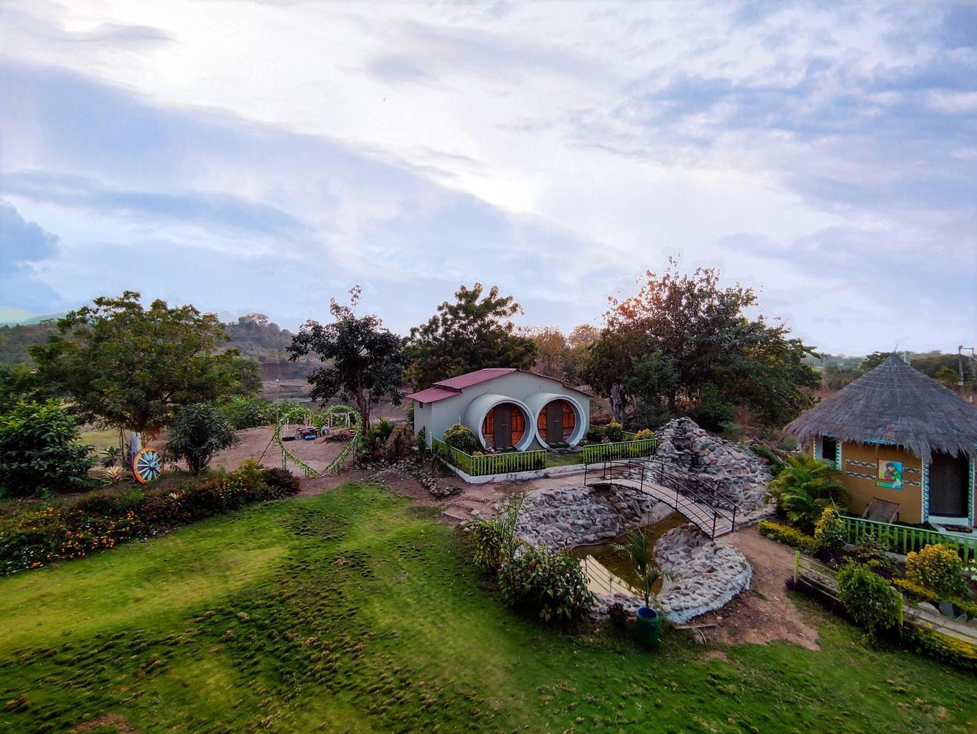 Van Vagdo Resort Rajpipla Luaran gambar