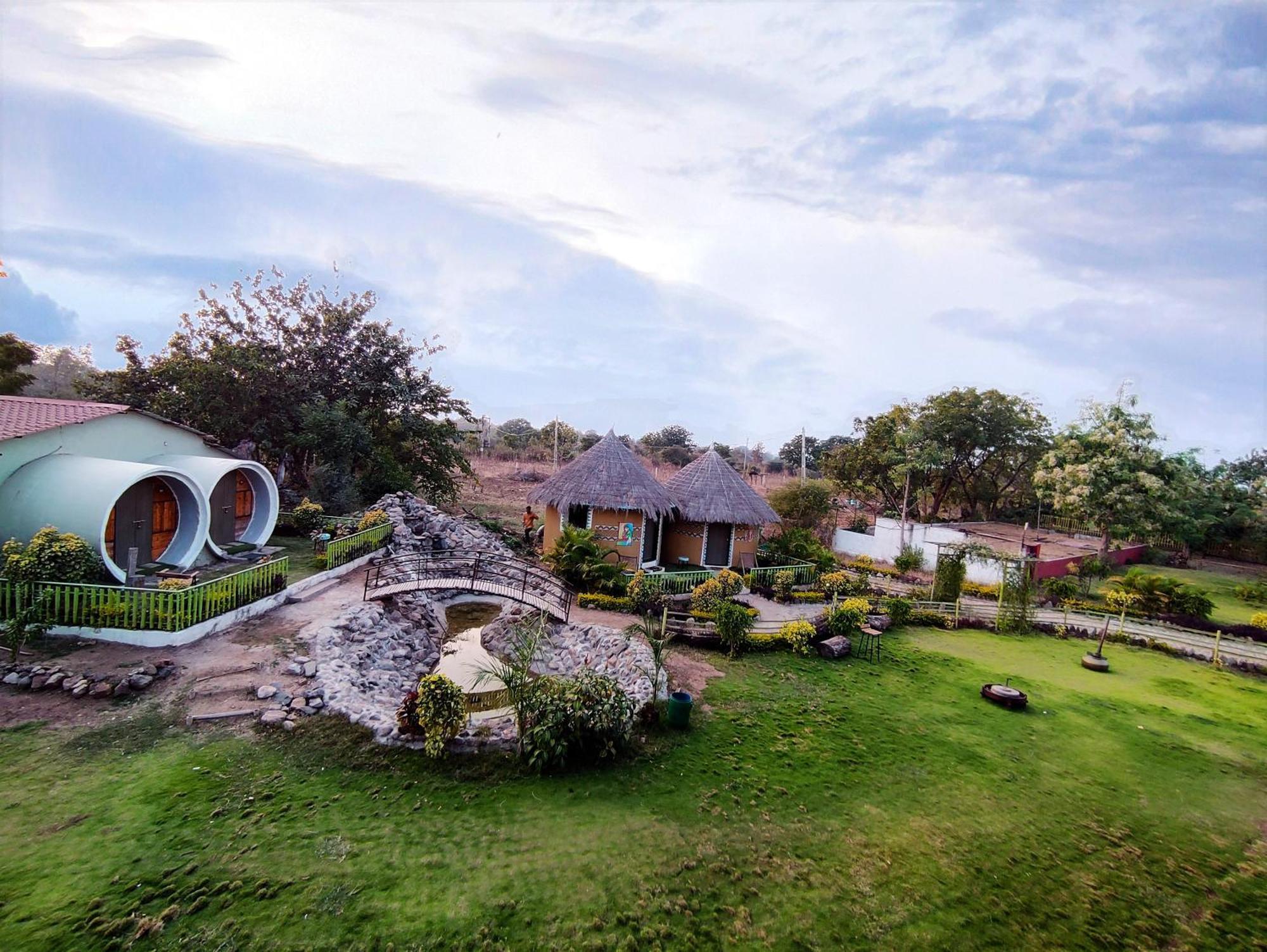 Van Vagdo Resort Rajpipla Luaran gambar