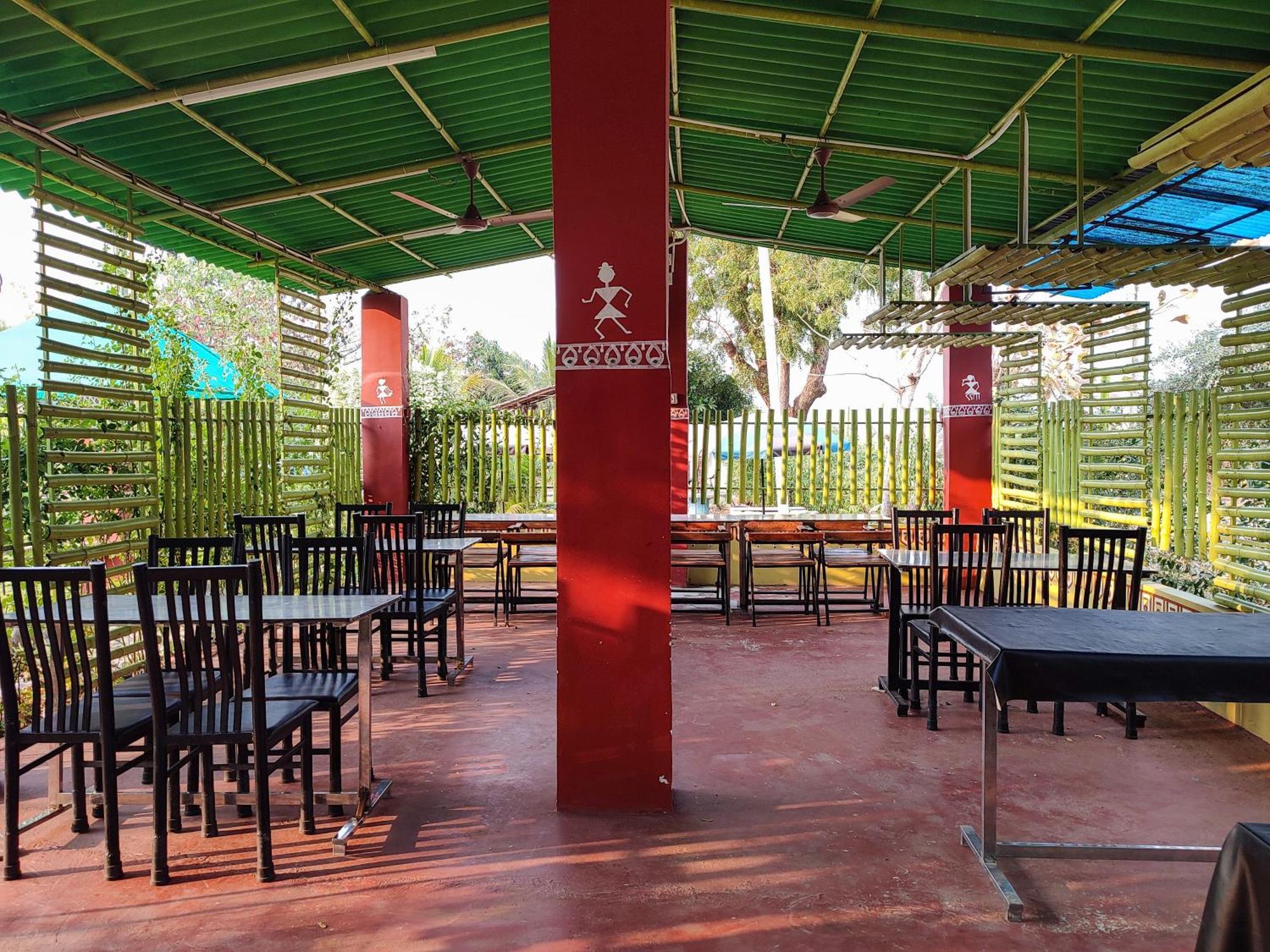 Van Vagdo Resort Rajpipla Luaran gambar