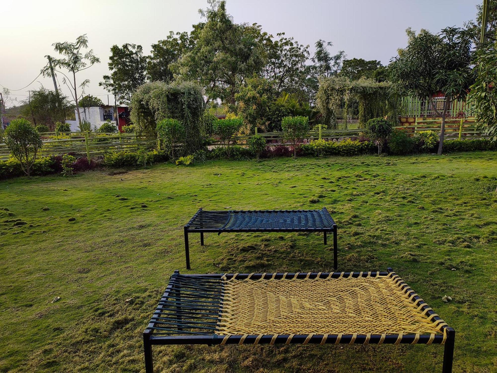 Van Vagdo Resort Rajpipla Luaran gambar