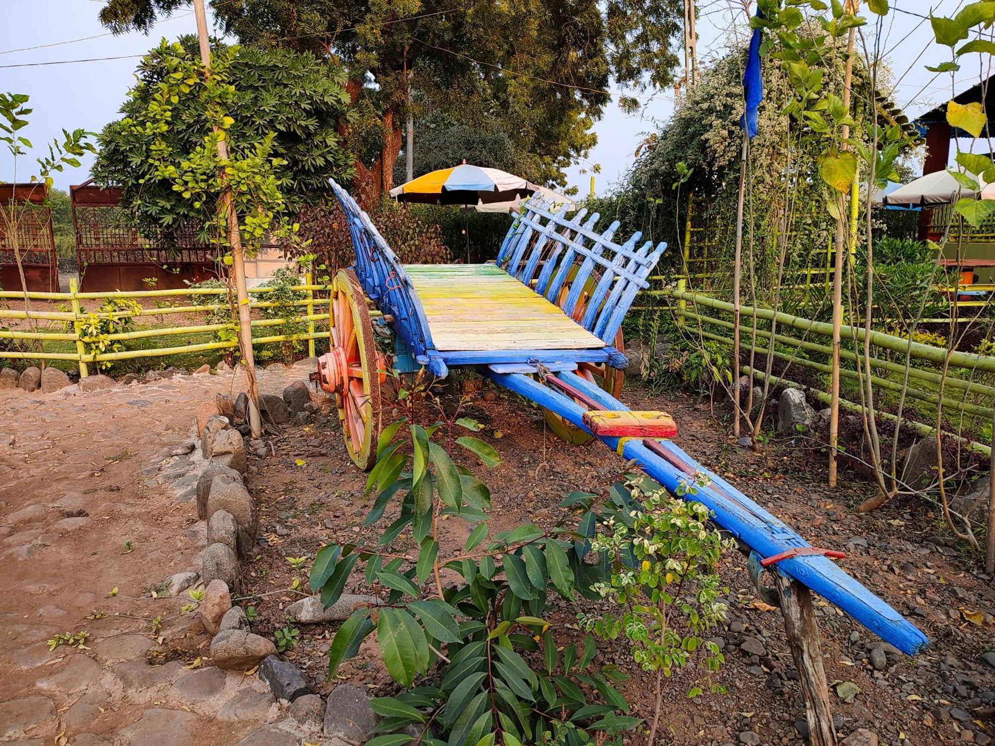 Van Vagdo Resort Rajpipla Luaran gambar