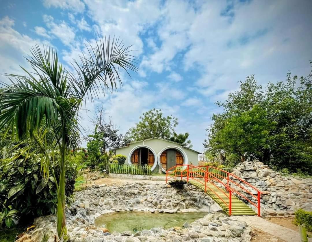 Van Vagdo Resort Rajpipla Luaran gambar